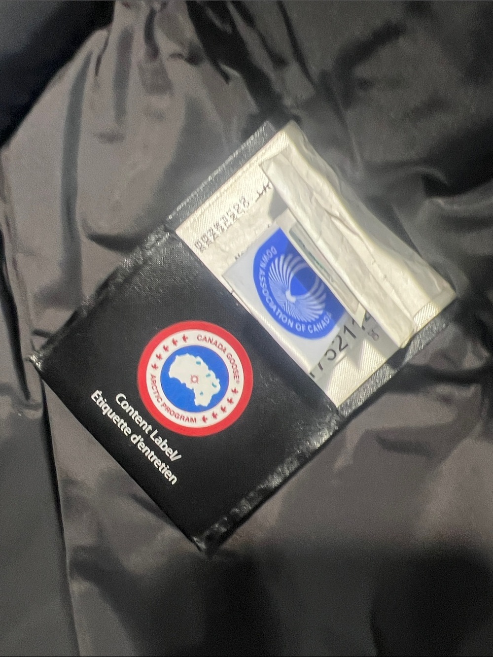 Canada Goose Men’s Black Hooded Parka Jacket with Bag - Picture 5 of 13